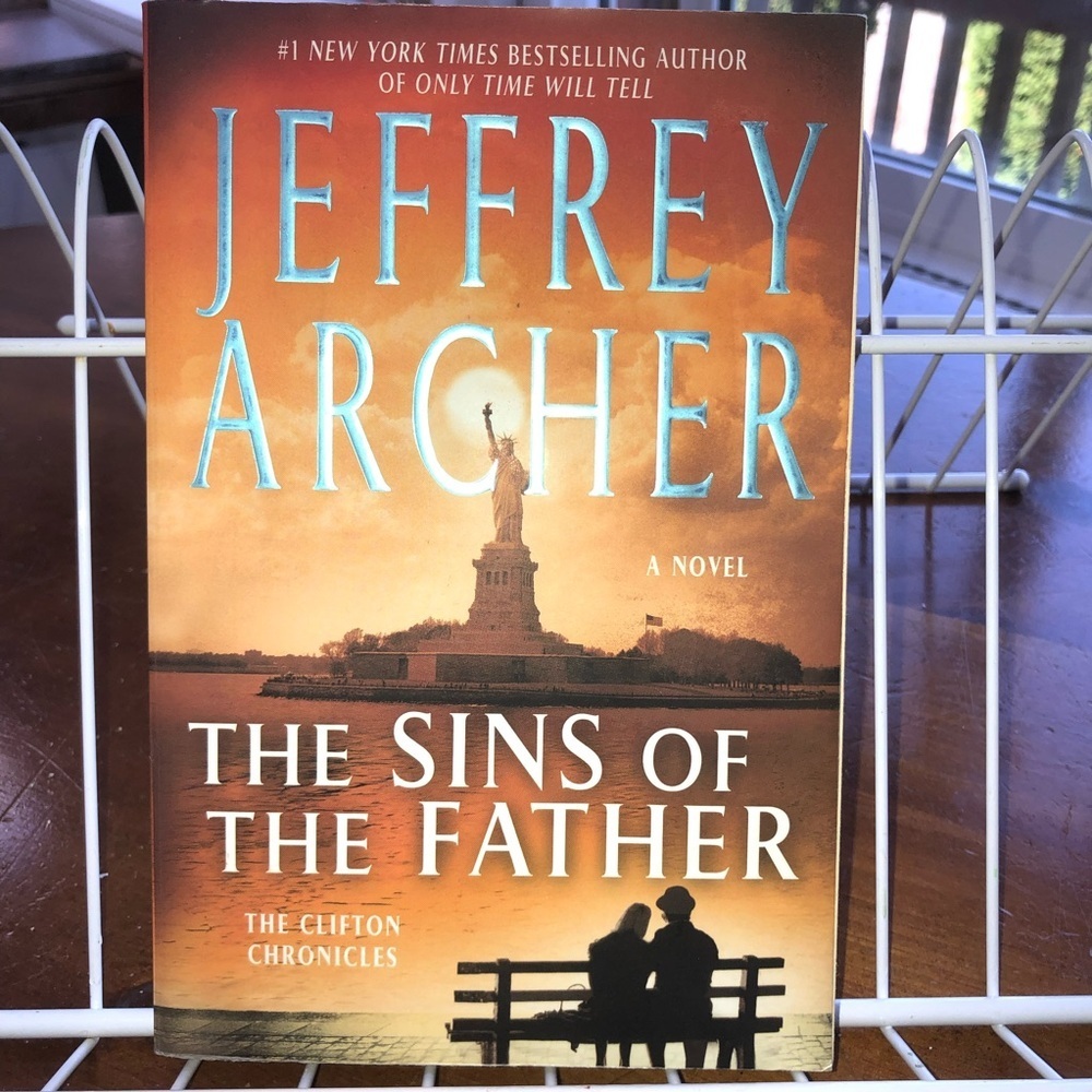The Sins of the Father /Jeffrey Archer - 2nd in the Clifton Chronicles-